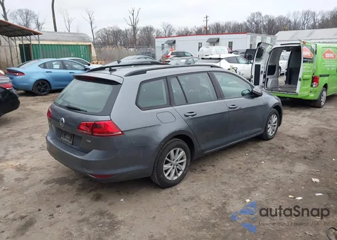 2015 Volkswagen Golf Sportwagen Tsi S 4-Door z USA, uszkodzony, nr VIN 3VWC17AU1FM502734